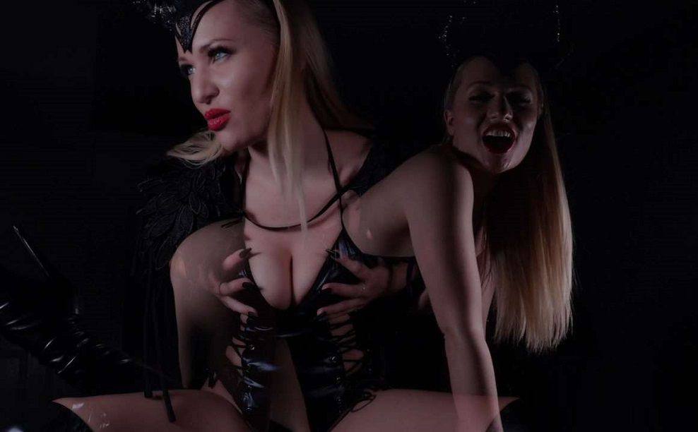 Goddess Poison - Maleficent Mesmerize - Mistress of Evil - Halloween HD mp4 6