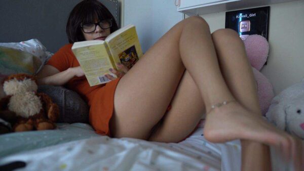 Cosplay Porn Kawaii_girl - Velma Fucks Both Holes 4k 4