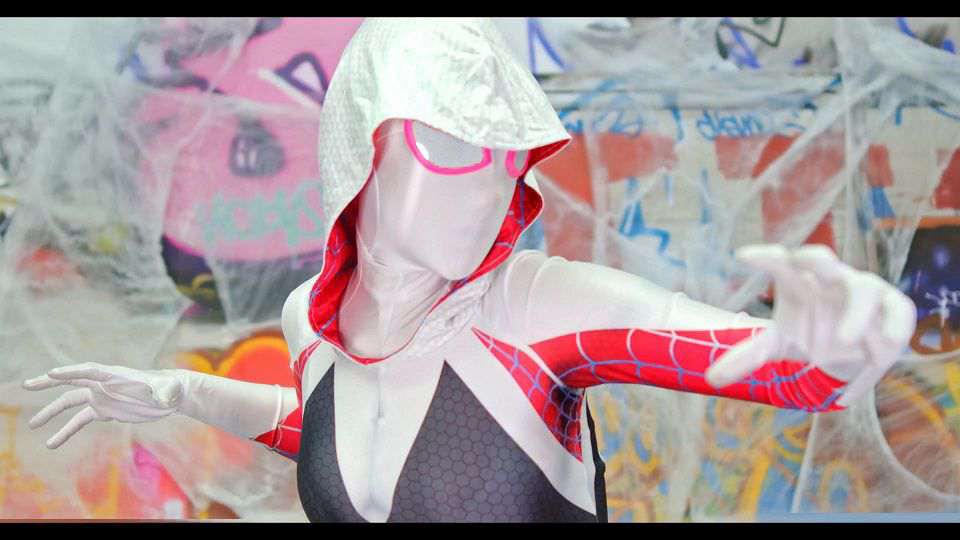 Game Cosplay Lana Rain - Spider Gwen VS Venom 4k