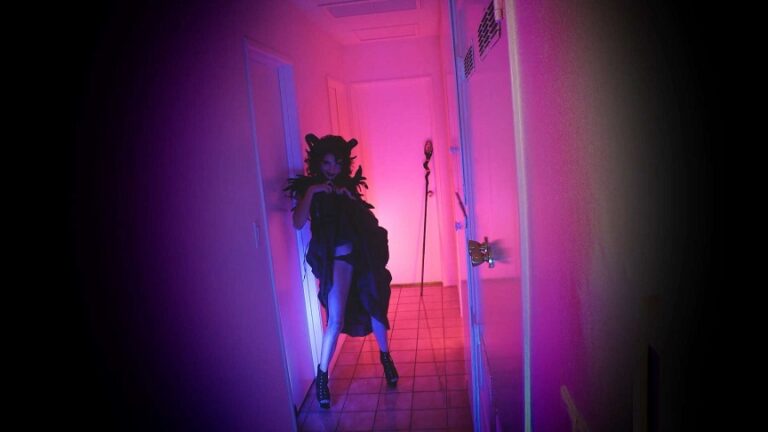 Lola Fae – Fucked Up Anal Fantasy – Anal, Deepthroat, Squirting, Horror Porn FullHD mp4 [1080p/2019]