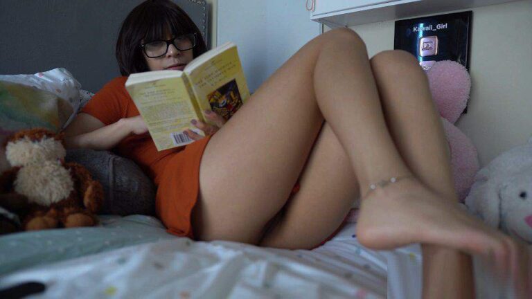Cosplay Porn Kawaii_girl – Velma Fucks Both Holes 4k