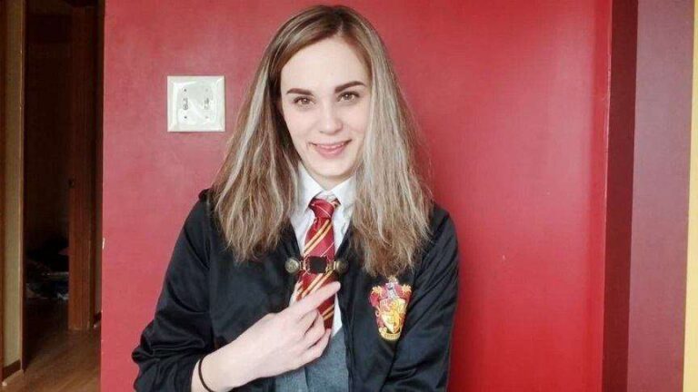 Cosplay Porn Nina Crowne – Hermione’s First Handjob FullHD 1080p
