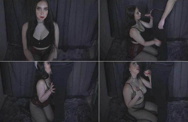 Hooker Sister Humiliated Face Fuck Taboo Valyrie Lux – Manyvids FullHD 1080p