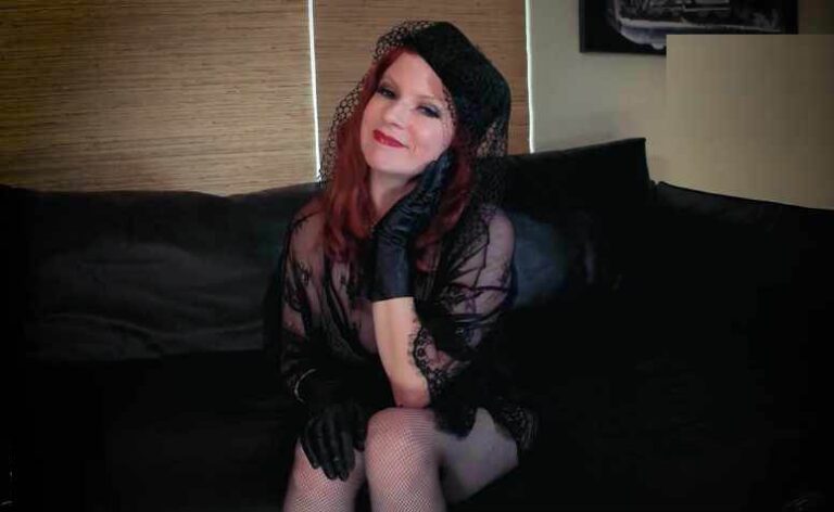 Confronting Stepmom at the Funeral – Executrixxx Fantasy Lady Fyre SD mp4