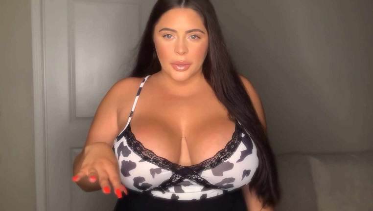 Manyvids Silverxomunat – Impregnating Your Step Mom FullHD 1080p