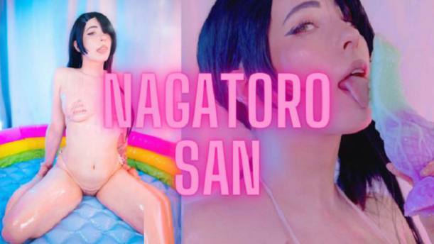 MollyRedWolf – Senpais wet fantasies.Nagatoro in oil 4k 2160p