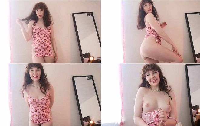 Panty Fetish Dinkybum – Mom Helps Son Cum into her Panties FullHD 1080p
