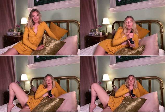 Virtual Porn Mona Wales – You stepmom teaches you to jerk off FullHD 1080p